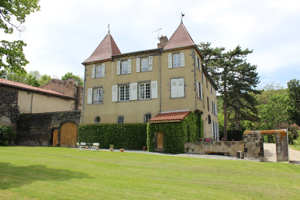 Chateau De Bourrassol Panzió Menetrol Kültér fotó